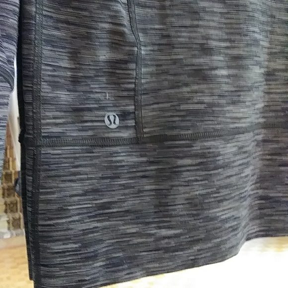 Lululemon Define track run Zip up hooded jacket sz 2 - Picture 7 of 16